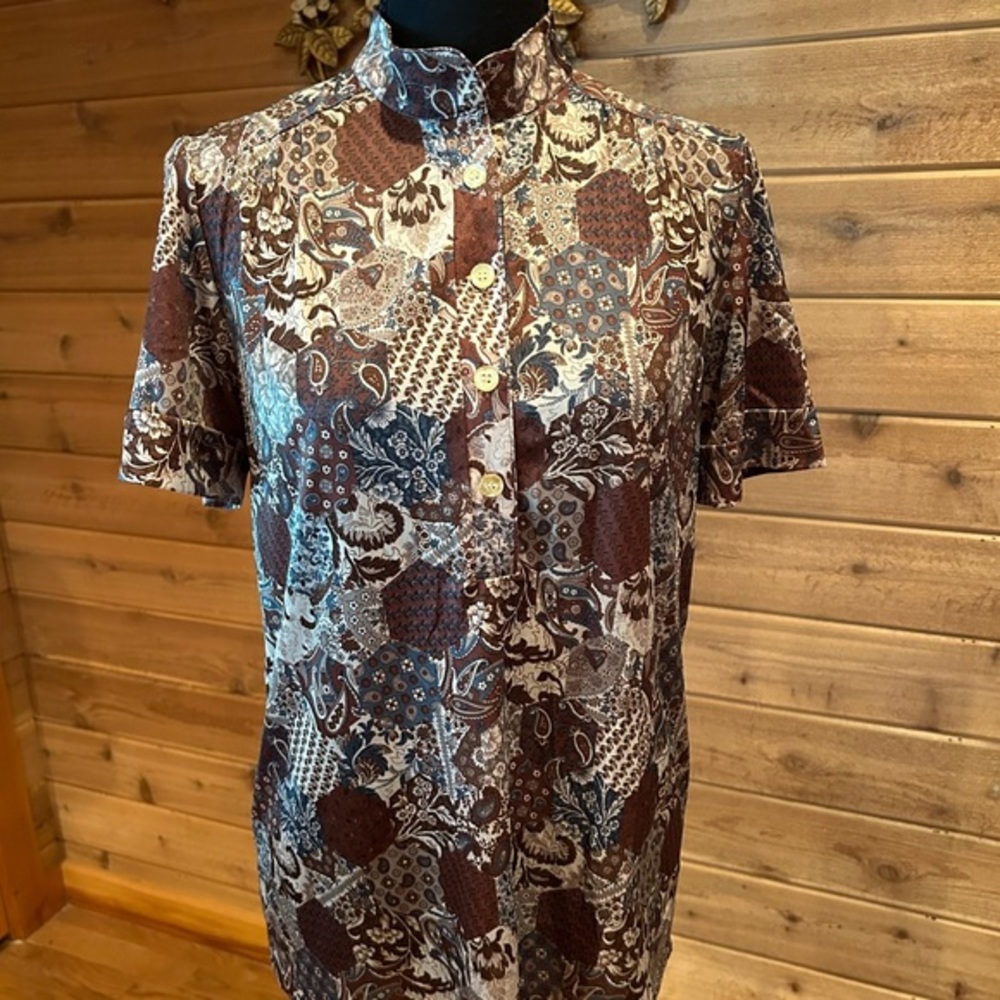 Beautiful Alan Green polyester 70s top